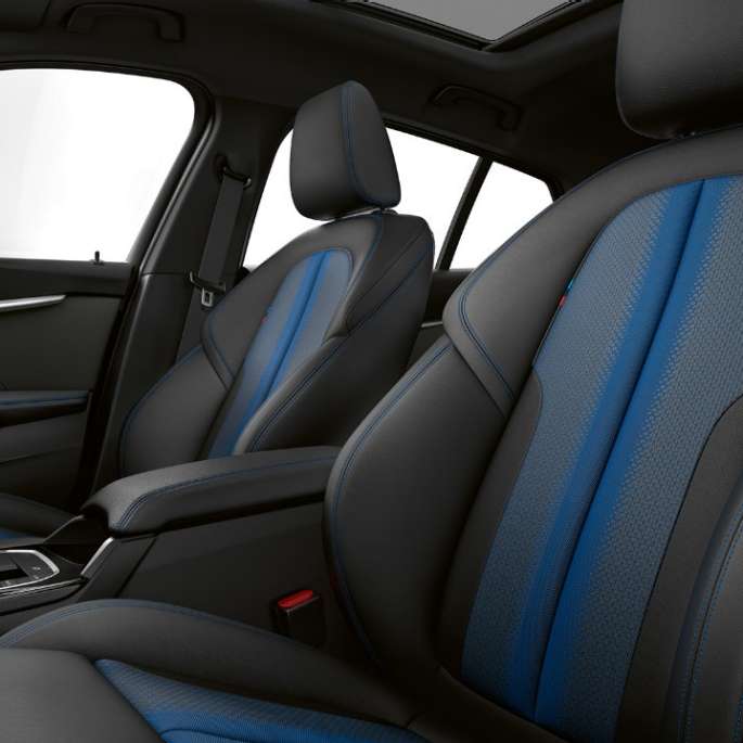 M Sport sjedala. BMW serije 1 Model M Sport, unutrašnjost s M Sport sjedalima.