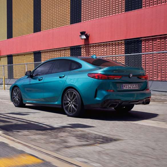 Video BMW serije 2 Gran Coupé Video BMW serije 2 Gran Coupé F44 Snapper Rocks Plava metalik vanjštine
