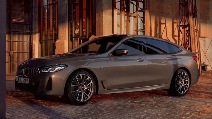 Silueta BMW serije 6 Gran Turismo G32 2020 BMW serije 6 Gran Turismo 640i xDrive G32 2020 Bernina Grey bočni prikaz