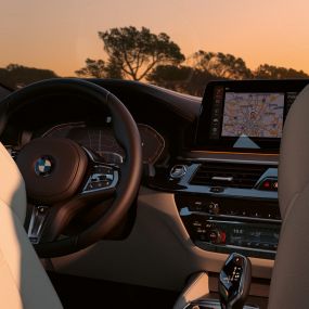 Kokpit BMW serije 6 Gran Turismo G32 2020 Kokpit BMW serije 6 Gran Turismo 640i xDrive G32 2020 unutrašnjost