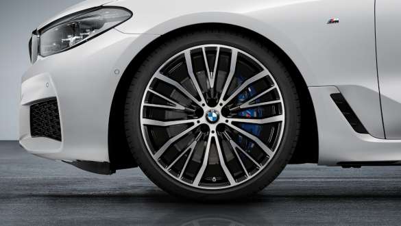21” BMW naplatci od lakih legura V-spoke 687 Bicolor prednji naplatak BMW serije 6 Gran Turismo G32 2020 21” BMW naplatci od lakih legura V-spoke 687 Bicolor prednji naplatak BMW serije 6 Gran Turismo G32 2020 detalj