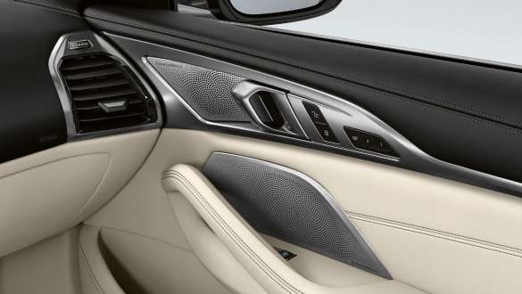 BMW M850i xDrive Dravit Grey metalik, Bowers & Wilkins Diamond surround sustav ozvučenja. BMW M850i xDrive Dravit Grey metalik, Bowers & Wilkins Diamond surround sustav ozvučenja.