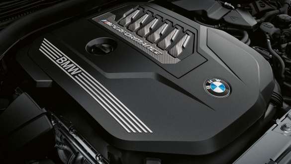 BMW M TwinPower Turbo redni 6-cilindrični benzinski motor BMW M240i xDrive Coupé G42 2021 BMW M240i xDrive Coupé G42 2021 BMW M TwinPower Turbo redni 6-cilindrični benzinski motor izbliza