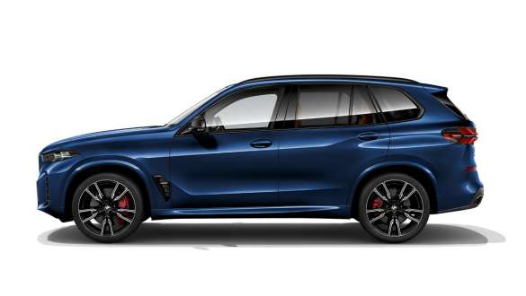 BMW X5 M60i xDrive G05 MP tročetvrtinski pogled sprijeda BMW X5 M60i xDrive G05 MP tročetvrtinski pogled sprijeda u mirovanju