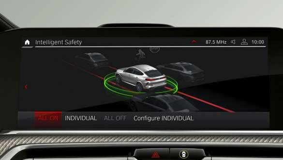 BMW X6 M Automobili s opcijom Driving Assistant Professional Driving Assistant Professional BMW X6 M Automobili F96 SUV 2020 unutrašnjost