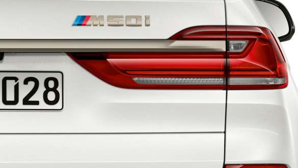 BMW X7 M50i motor BMW X7 M50i motor, G07, oznaka modela na stražnjem kraju