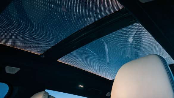 BMW X7 M Automobili, unutrašnjost s Panorama staklenim krovom Sky Lounge BMW X7 M Automobili, unutrašnjost s Panorama staklenim krovom Sky Lounge, G07
