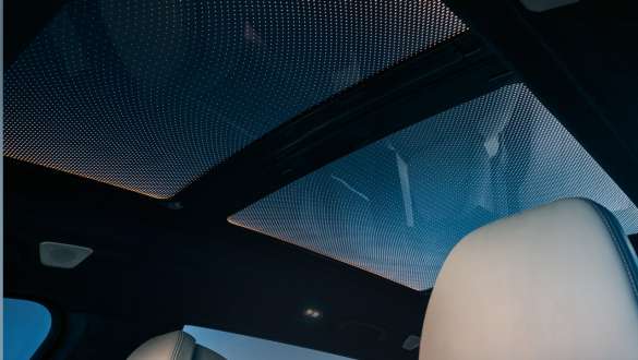 BMW X7 M automobil sa Panorama staklenim krovom Sky Lounge G07 2019 BMW X7 M automobil sa Panorama staklenim krovom Sky Lounge G07 2019 unutrašnjost