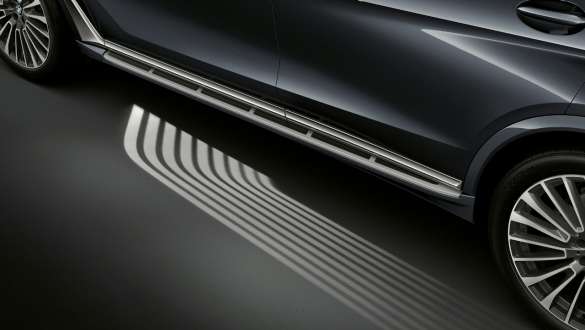 BMW X7 M automobil sa Welcome Light Carpet G07 2019 BMW X7 M automobil sa Welcome Light Carpet G07 2019