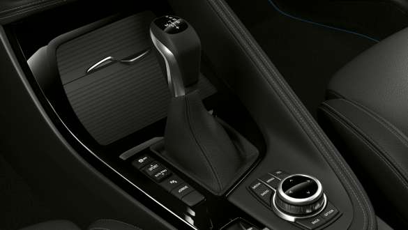 Unutrašnjost BMW-a X2 xDrive25e plug-in hibrid s opcijom eDRIVE Unutrašnjost BMW-a X2 xDrive25e F39 2020 plug-in hibrid s opcijom eDRIVE