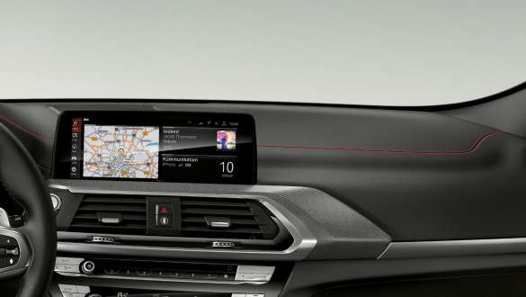 Ploča s instrumentima BMW X4 Ploča s instrumentima BMW X4 G02 2018 unutrašnjost
