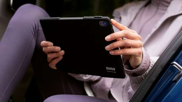 BMW sigurnosno kućište za 10,5" Apple iPad™ Pro za Travel & Comfort sustav BMW dodaci jesen zima BMW sigurnosno kućište za 10,5" Apple iPad™ Pro za Travel & Comfort sustav
