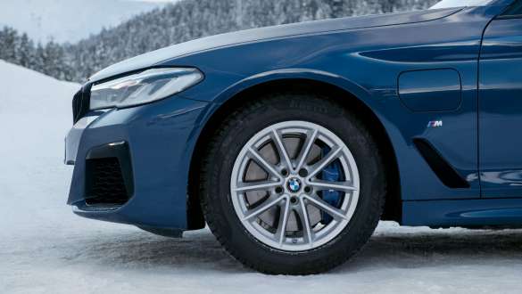 18" BMW V-spoke 618 Reflex silver, zimski kotač BMW jesen zima dodaci 17" BMW lakometalni kotač V-spoke stil 618 Reflex silver, komplet zimskih kotača