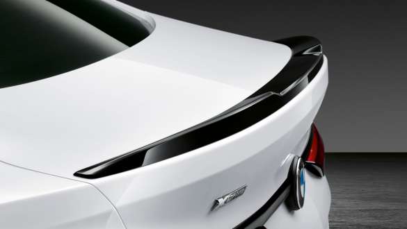 M stražnji spojler s osnovnim premazom BMW serije 2 Gran Coupé F44 M Performance dijelovi M stražnji spojler s osnovnim premazom BMW serije 2 Gran Coupé F44 M Performance dijelovi krupni plan