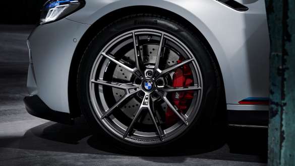 20" M Performance kovani naplatak Y-spoke 863 M Ferric Grey mat BMW M5 F90 M Performance dijelovi 20" M Performance kovani natplatak Y-spoke 863 M Ferric Grey mat BMW M5 F90 M Performance dijelovi krupni plan