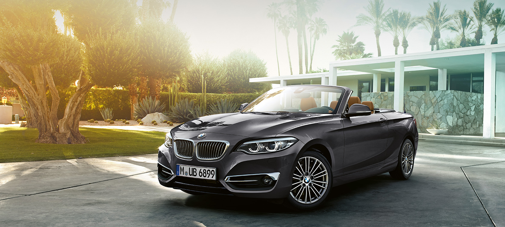 BMW serije 2 Cabrio, tročetvrtinski prednji prikaz BMW serije 2 Cabrio, tročetvrtinski prednji prikaz