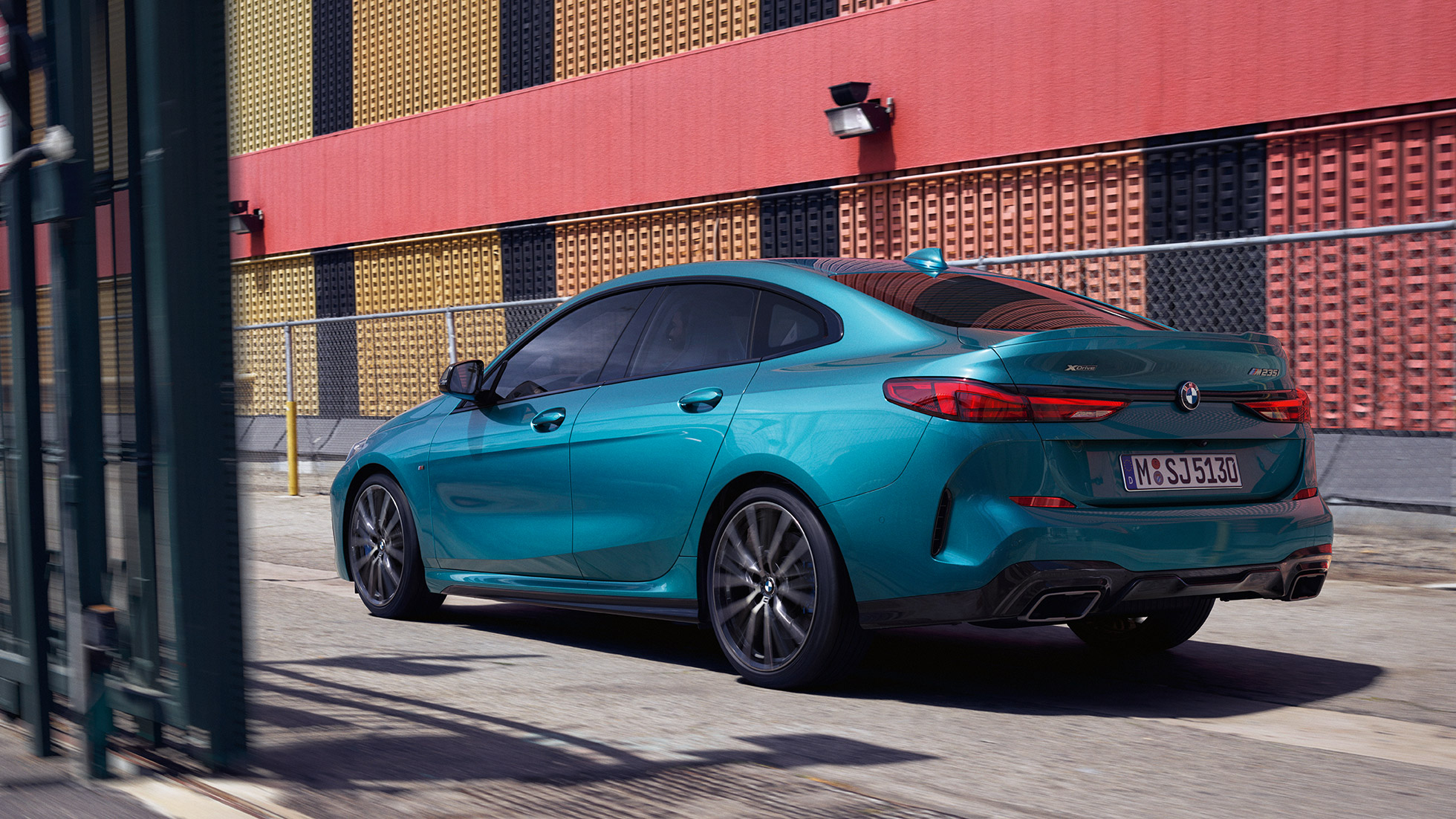 Video BMW serije 2 Gran Coupé Video BMW serije 2 Gran Coupé F44 Snapper Rocks Plava metalik vanjštine