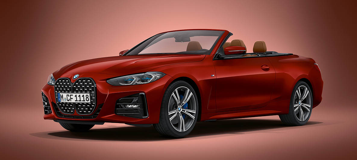BMW Individual Frozen Deep Grey metalik BMW serije 4 Cabrio G23 2020 BMW serije 4 Cabrio G23 2020 BMW Individual Aventurin Red metalik tročetvrtinski prednji prikaz u mirovanju