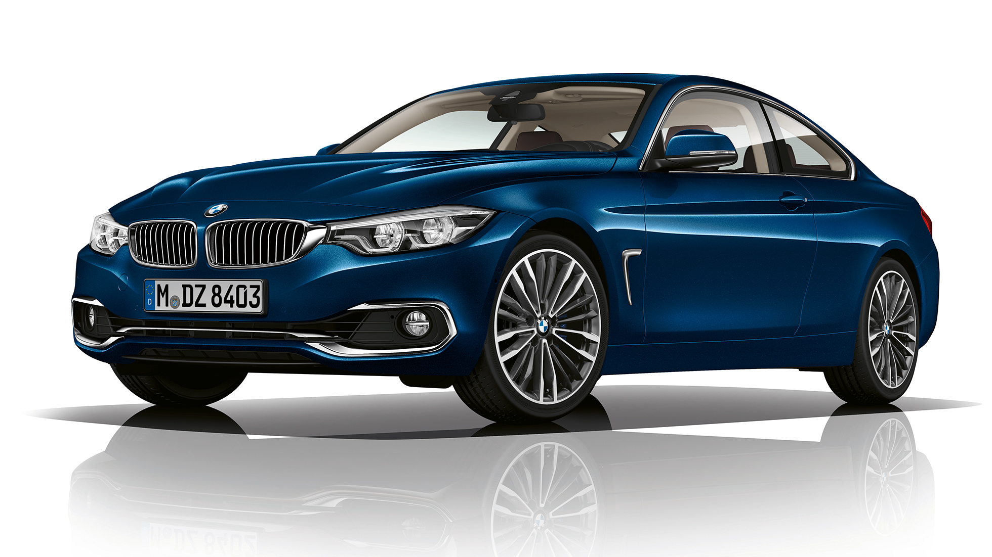 BMW serije 4 Coupé, tročetvrtinski prikaz prednjeg kraja modela Luxury Line BMW serije 4 Coupé, tročetvrtinski prikaz prednjeg kraja modela Luxury Line