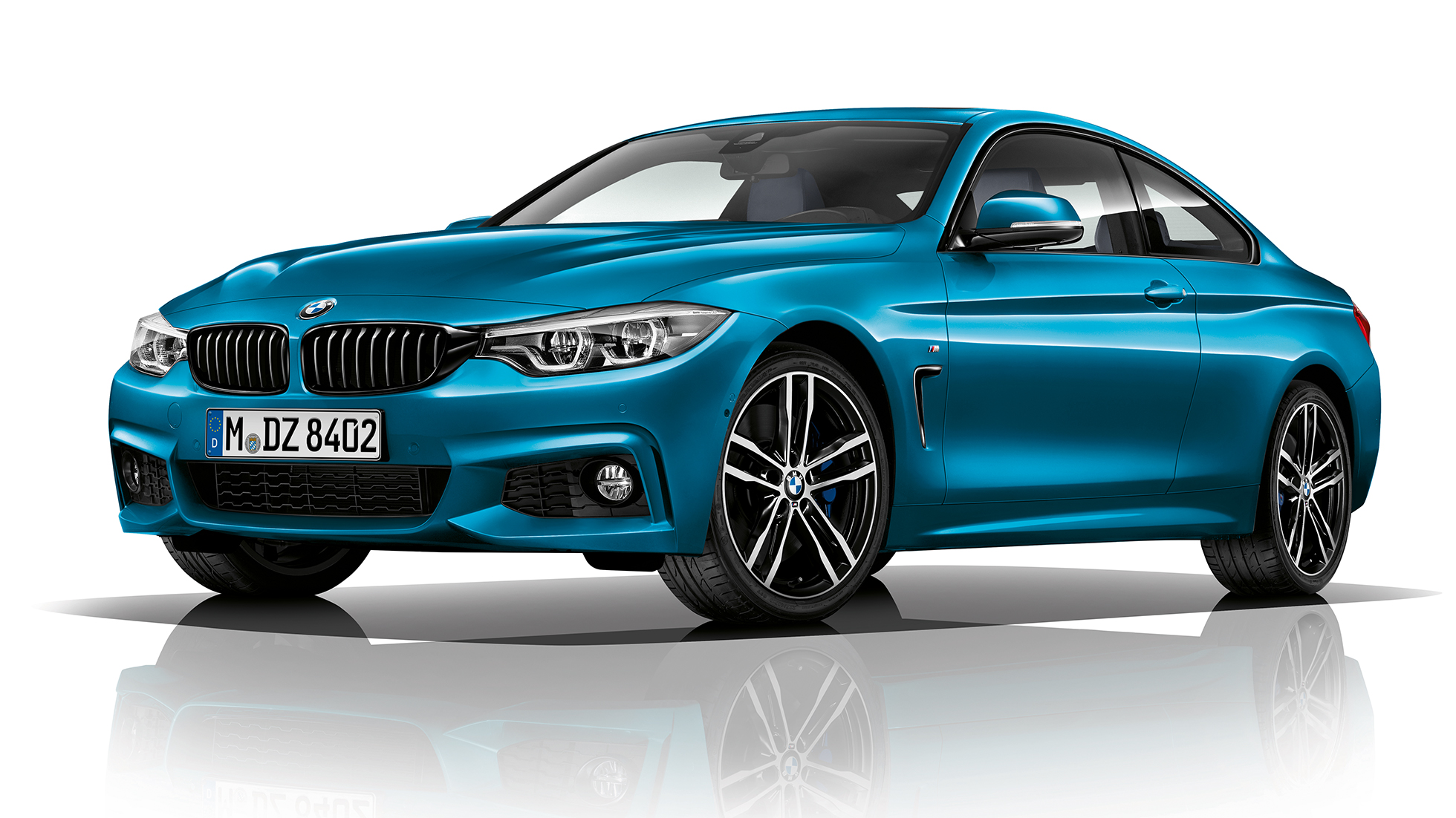 BMW serije 4 Coupé, tročetvrtinski prikaz prednjeg kraja modela M Sport BMW serije 4 Coupé, tročetvrtinski prikaz prednjeg kraja modela M Sport