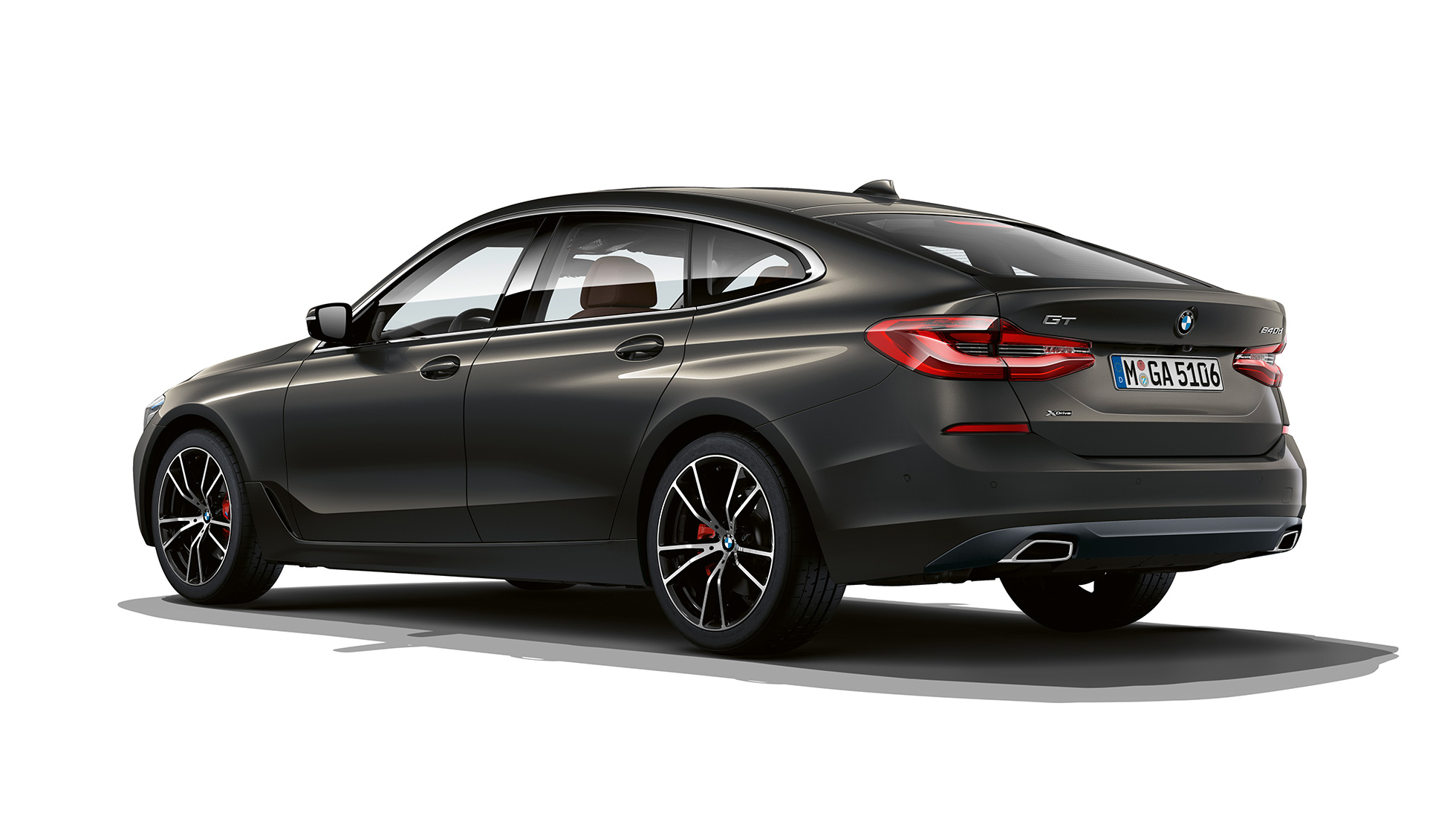 BMW serije 6 Gran Turismo Luxury Line G32 2020 straga BMW serije 6 Gran Turismo G32 640d xDrive 2020 Luxury Line Dravit Grey tročetvrtinski stražnji prikaz