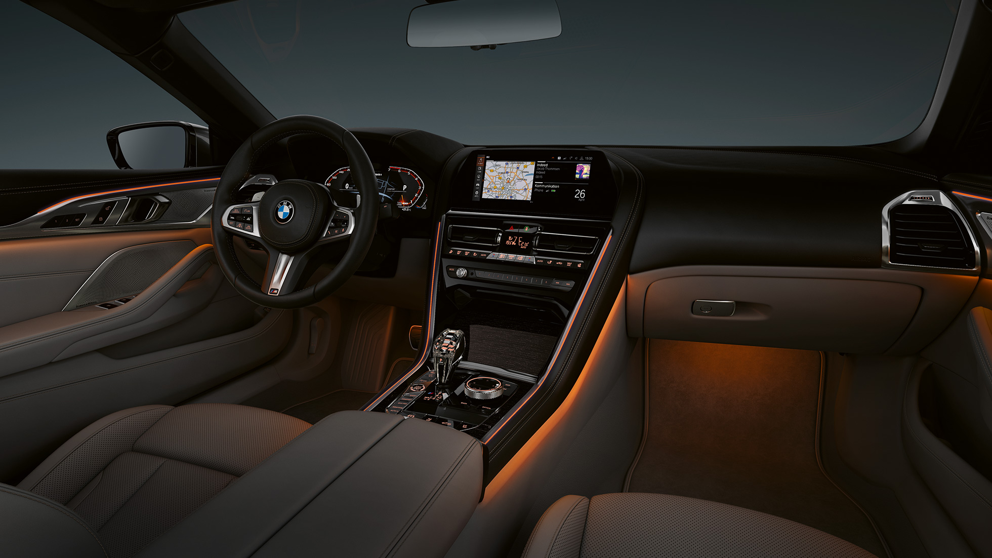 BMW M850i xDrive, unutrašnjost, ambijentalno svjetlo. BMW M850i xDrive, unutrašnjost, ambijentalno svjetlo.