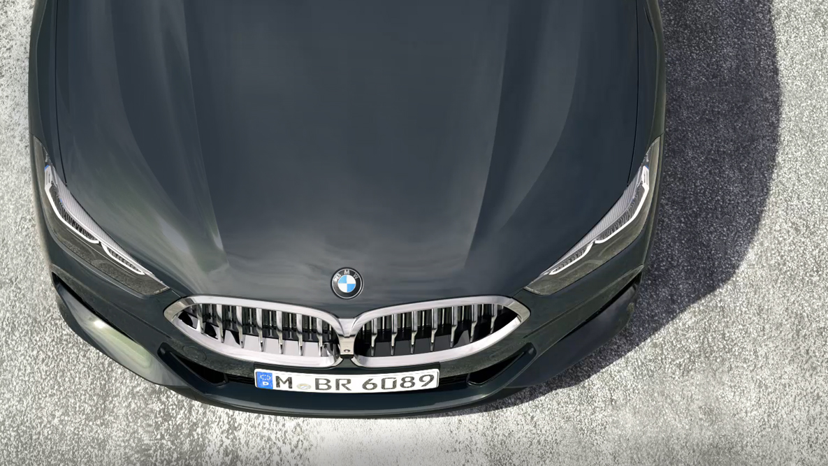 BMW M850i xDrive, prikaz prednjeg kraja iz ptičje perspektive, BMW TwinPower Turbo osmerocilindarski benzinski motor. BMW M850i xDrive, preikaz prednjeg kraja iz ptičje perspektive, BMW TwinPower Turbo osmerocilindarski benzinski motor.