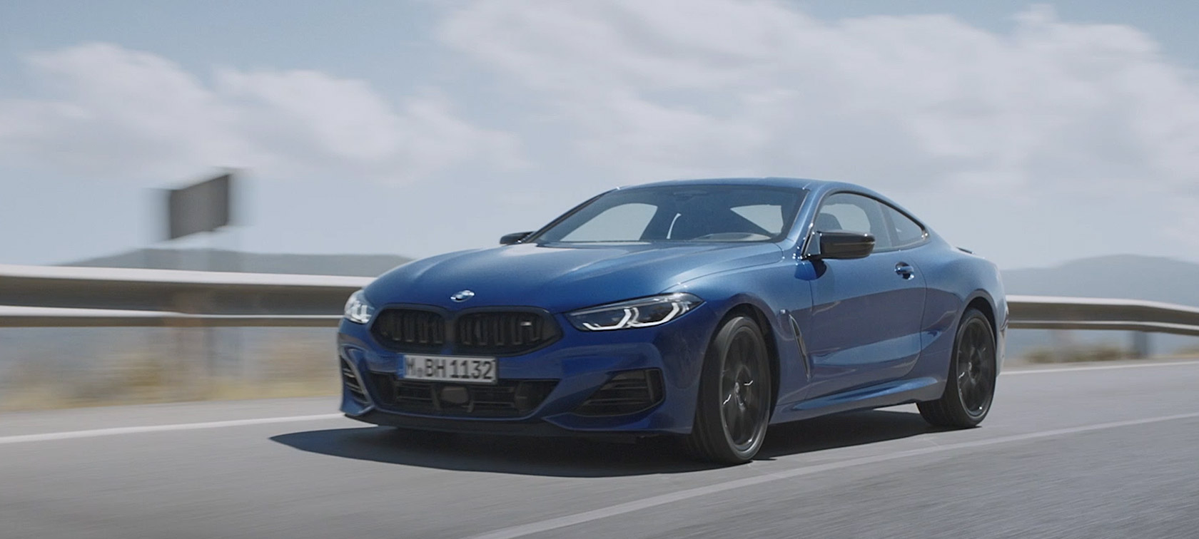 BMW serije 8 Coupé G15 LCI Facelift 2022 vozna dinamika u videu BMW serije 8 Coupé G15 LCI Facelift 2022 vozna dinamika u videu
