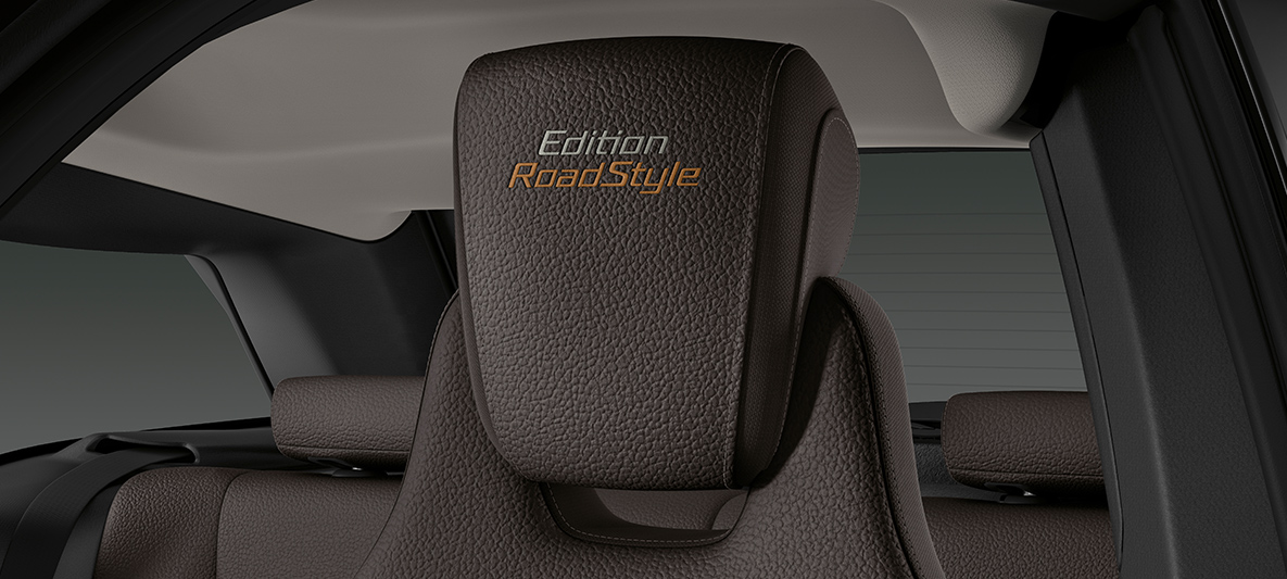 Sjedala s “Edition RoadStyle” prošivima BMW-a i3s Edition RoadStyle 2019 Sjedala unutrašnjosti s “Edition RoadStyle” prošivima BMW-a i3s Edition RoadStyle 2019 I01 Fluid Black boje s E-Copper detaljima