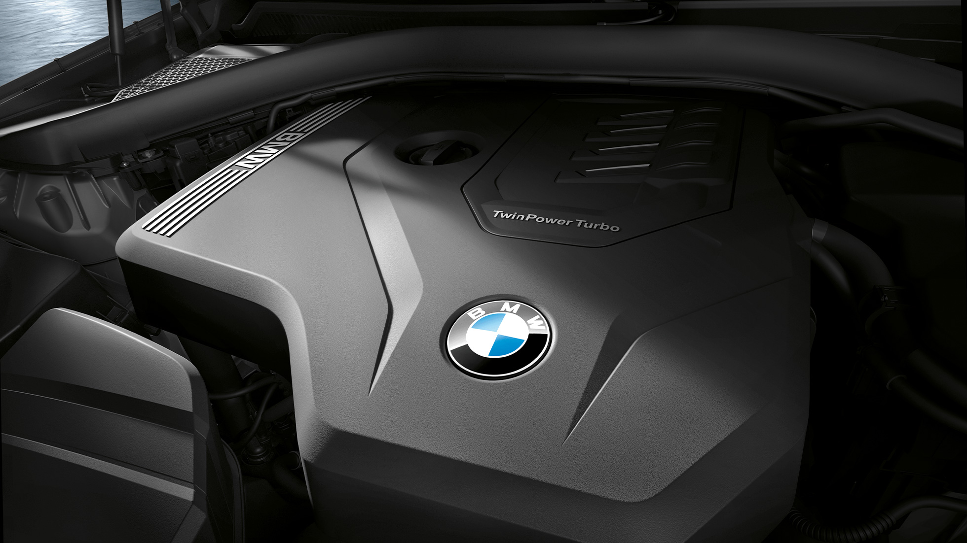 Motor BMW-a M340i xDrive limuzina Detaljan prikaz motora BMW-a M340i xDrive limuzina G20 Sapphire Black metalik boje