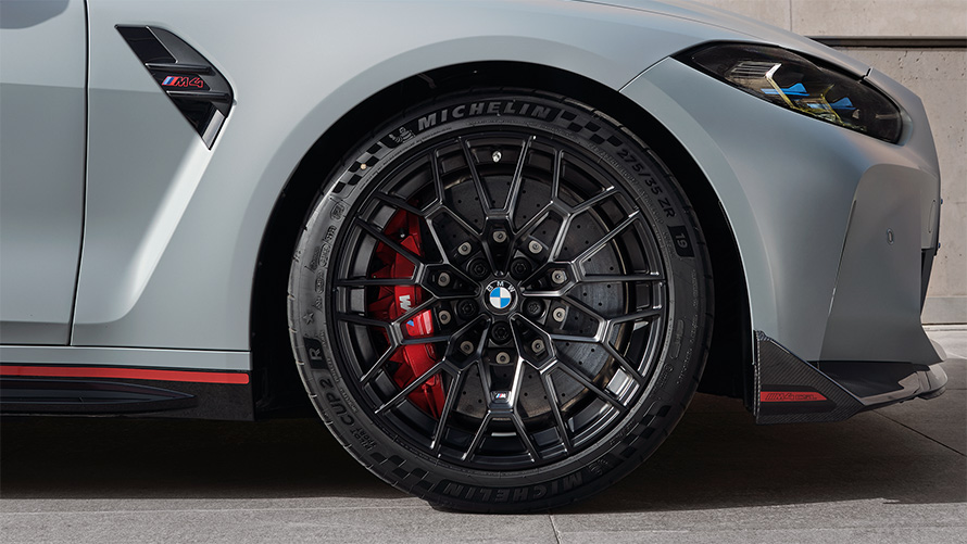 Ultra Track gume na naplatcima lagane konstrukcije ekskluzivno za CSL BMW M4 CSL G82 BMW M4 CSL G82 BMW Individual Frozen Brooklyn Grey metalik Ultra Track gume na naplatcima lagane konstrukcije ekskluzivno za CSL