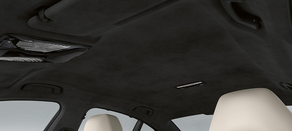 BMW Individual BMW M5 Limuzina F90 2020 BMW Individual stropna obloga u Anthracite boji Unutrašnjost BMW-a Individual BMW M5 Limuzina F90 LCI Facelift 2020 s BMW Individual stropnom oblogom u Anthracite boji