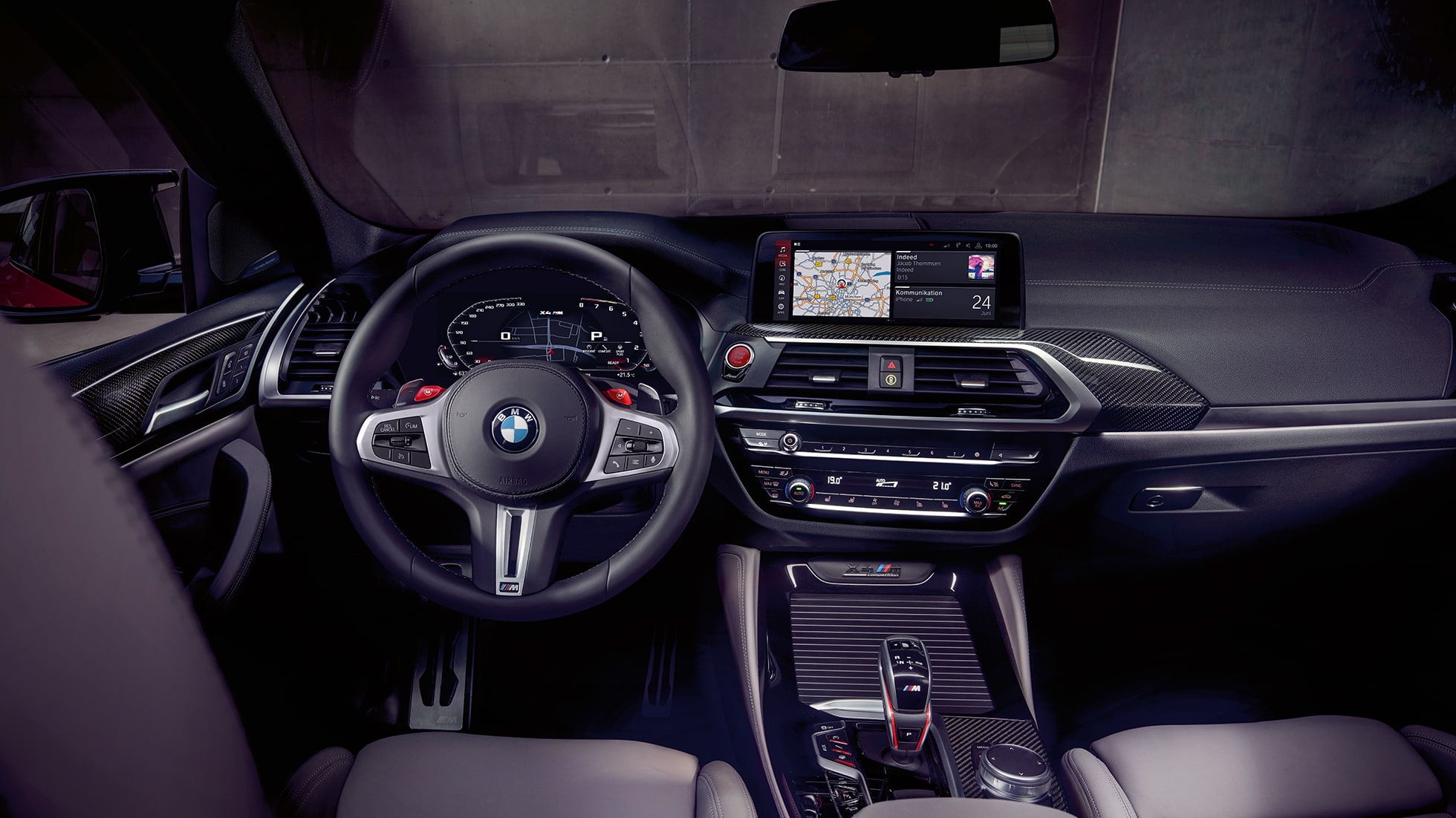 BMW X3 M Competition, ekskluzivni kokpit. BMW X4 M Competition, unutrašnjost, ekskluzivni kokpit s M Sport sjedalima i M kožnim upravljačem.