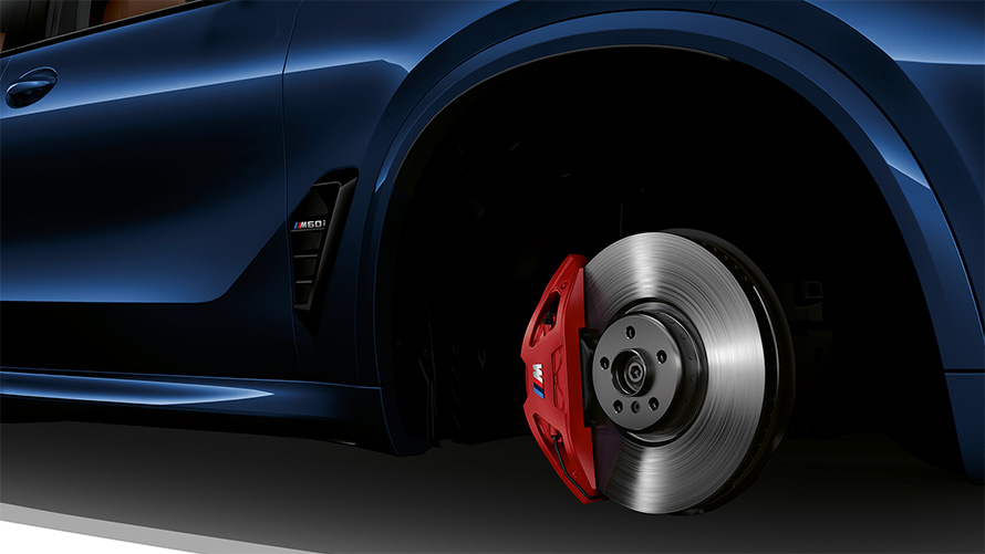 BMW X5 M60i xDrive G05 MP M Sport kočnica krupni plan