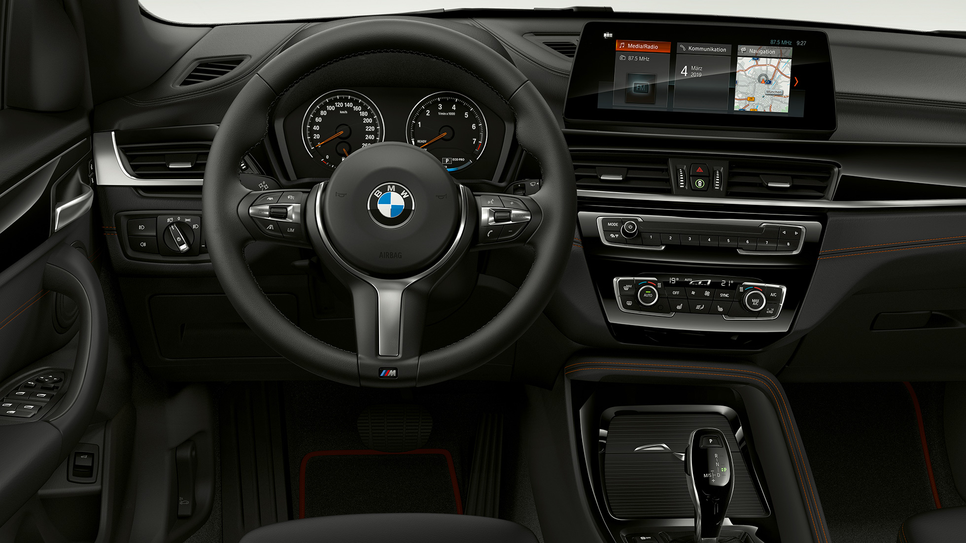 BMW X1, Model Sport Line, unutrašnjost BMW X1, Model Sport Line, unutrašnjost sa fokusom na kokpit