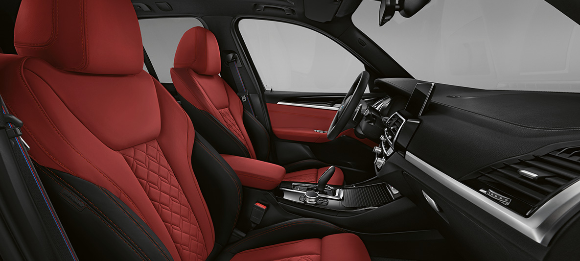 BMW X3, BMW Individual produljena 'Merino' koža najfinije teksture u Fiona Red/Black boji BMW X3, BMW Individual produljena 'Merino' koža najfinije teksture u Fiona Red/Black boji