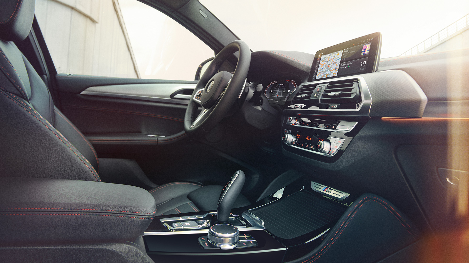 Visoko kvalitetna oprema unutrašnjosti BMW X4 Visoko kvalitetna oprema unutrašnjosti BMW X4 G02 2018 unutrašnjost