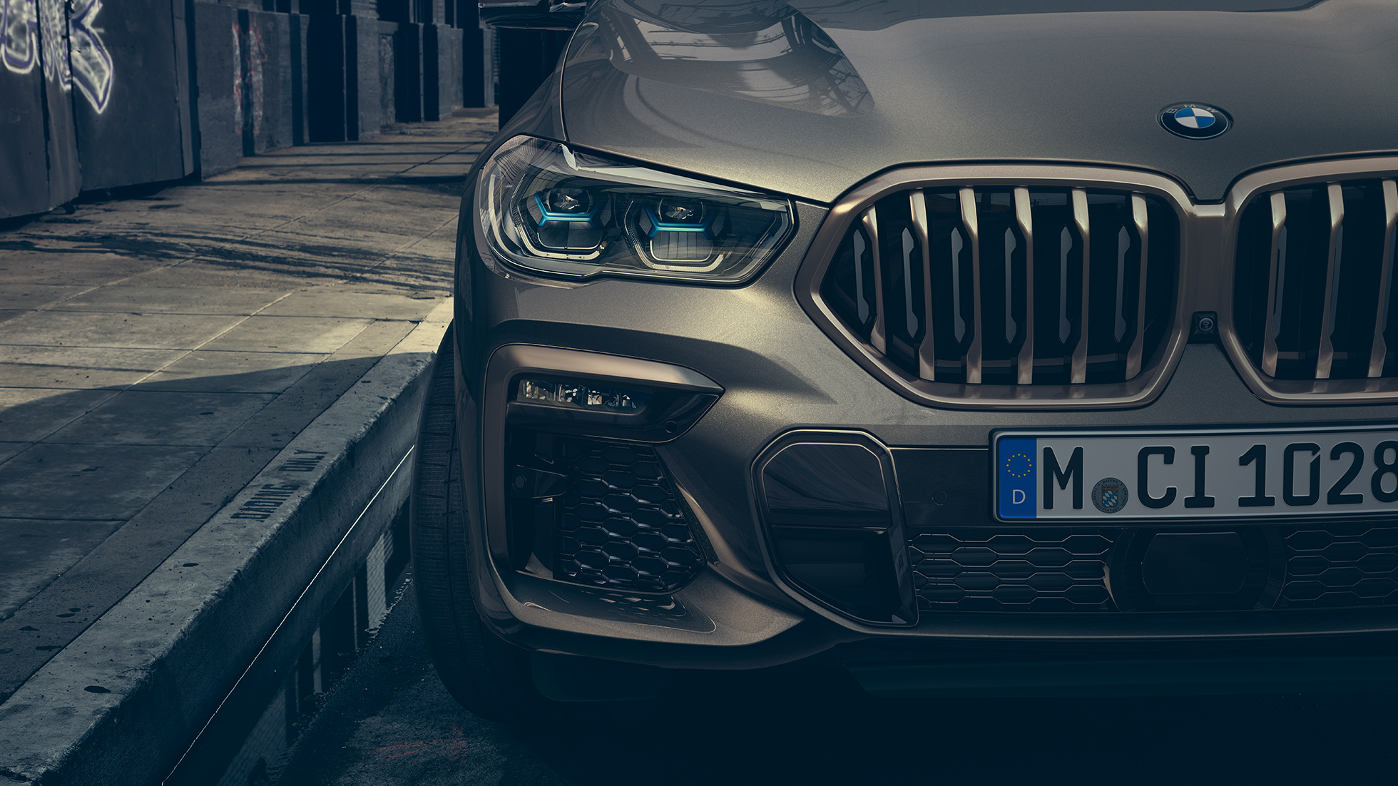 BMW Laserlight. Detaljan prikaz BMW-a X6 s fokusom na Laserlight.