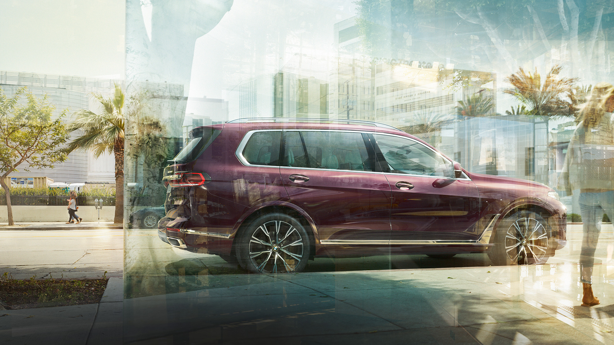 BMW Individual X7 xDrive40i, bočni prikaz BMW X7 u Ametrin metalik boji u bočnom prikazu