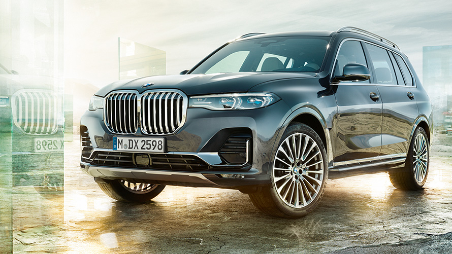 BMW X7 G07 2019 arctic grey tročetvrtinski pogled sprijeda u mirovanju BMW X7 G07 2019 arctic grey tročetvrtinski pogled sprijeda u mirovanju