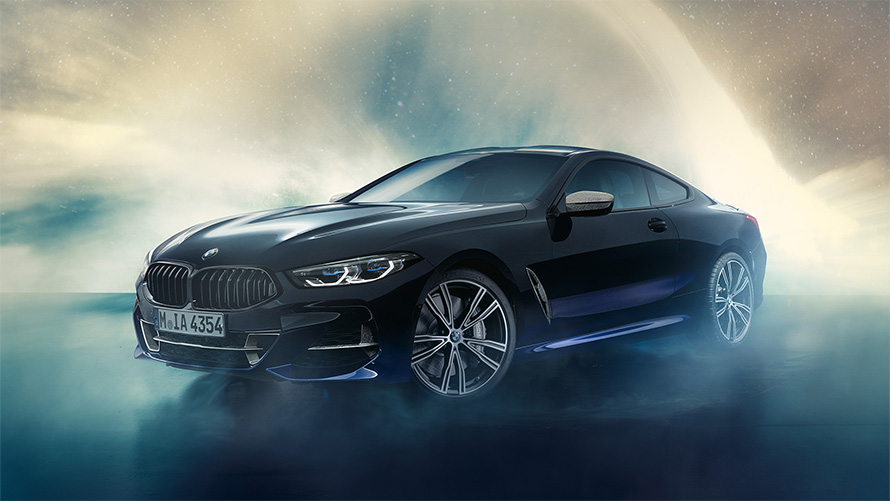 BMW Individual M850i NIGHT SKY G15 2019 tročetvrtinski pogled sprijeda ispred kiše meteora