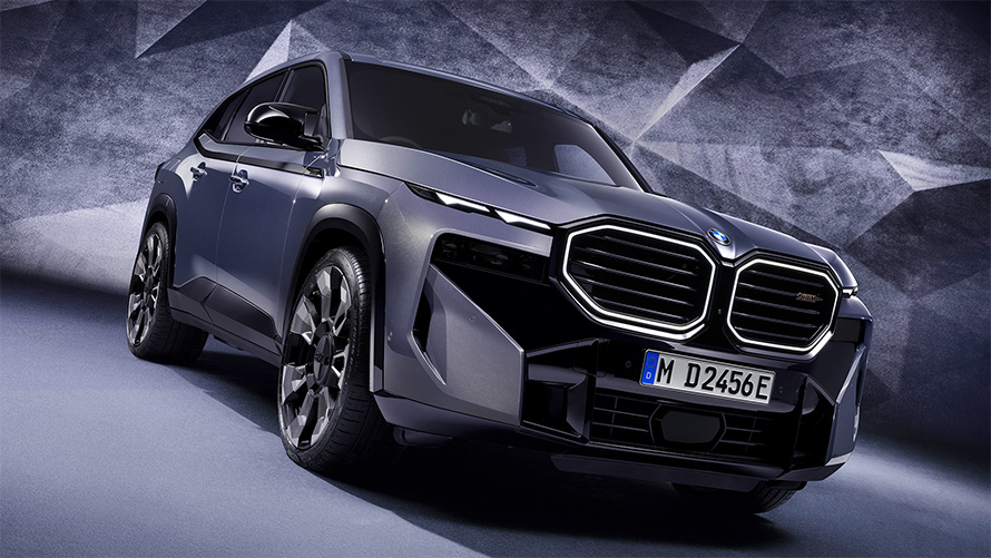 BMW M8 Competition Convertible F92 2019 BMW Individual Zanzibar II metalik prednji dio u presjeku iz ptičje perspektive