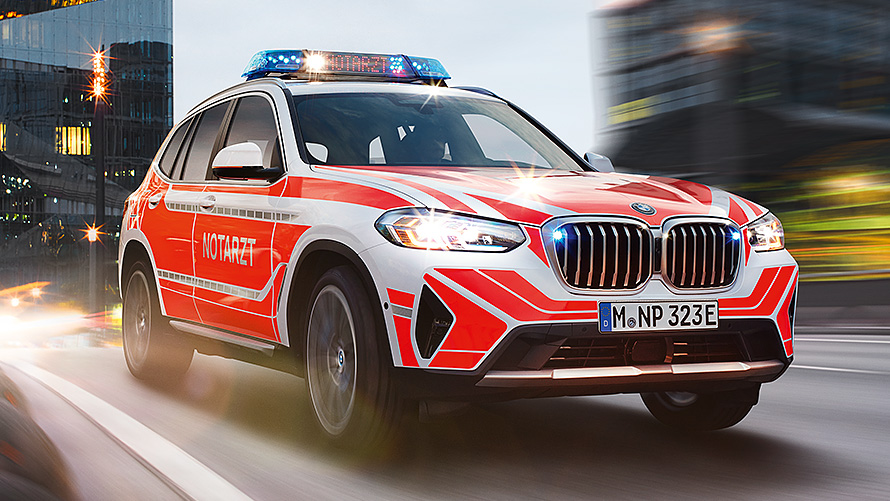 BMW X3 G01LCI vozilo hitne pomoći BMW X3 G01LCI vozilo hitne pomoći 1/3 pogled sprijeda u vožnji