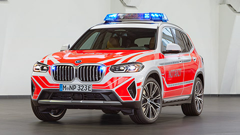 BMW X3 G01LCI vozilo hitne pomoći 1/3 pogled sprijeda