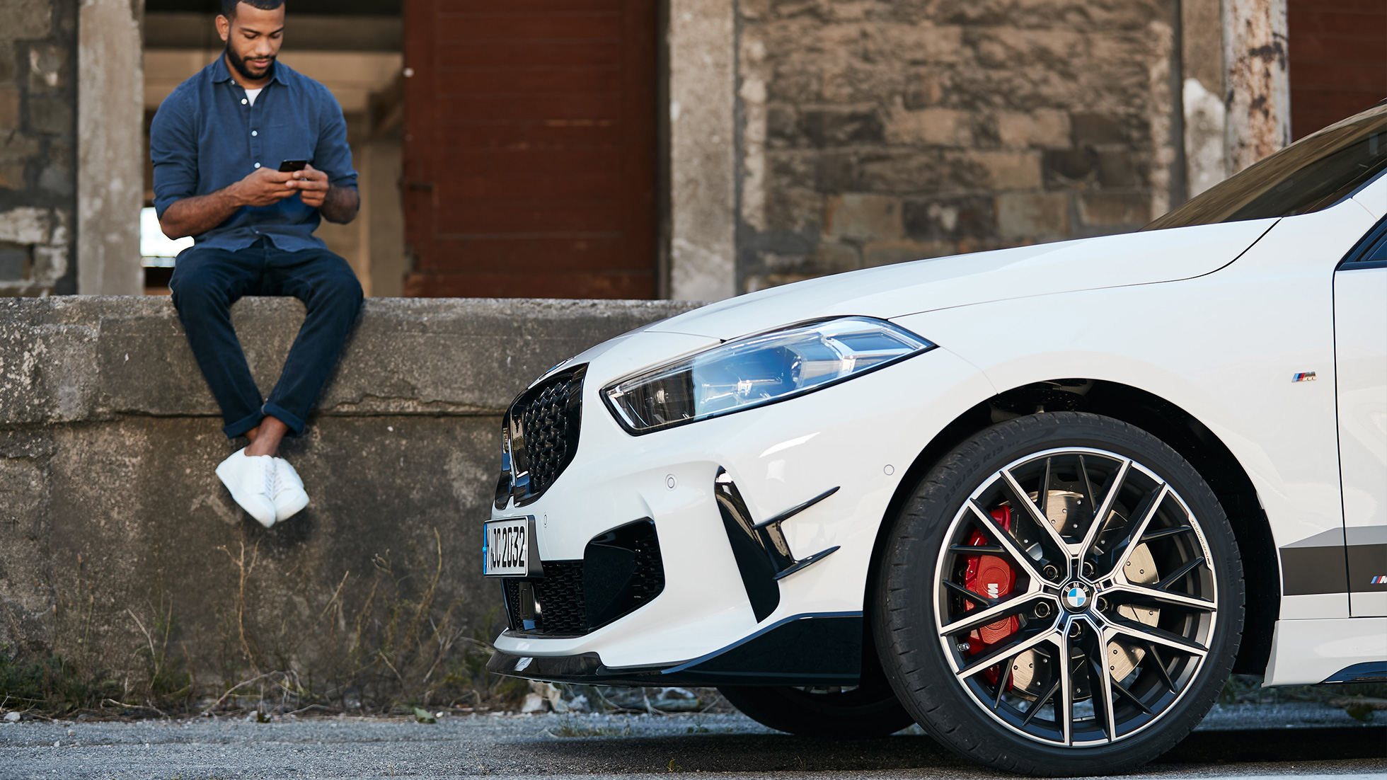 BMW M135i xDrive M Performance dizajn 06 BMW serije 1 BMW M135i xDrive M Performance dizajn 06