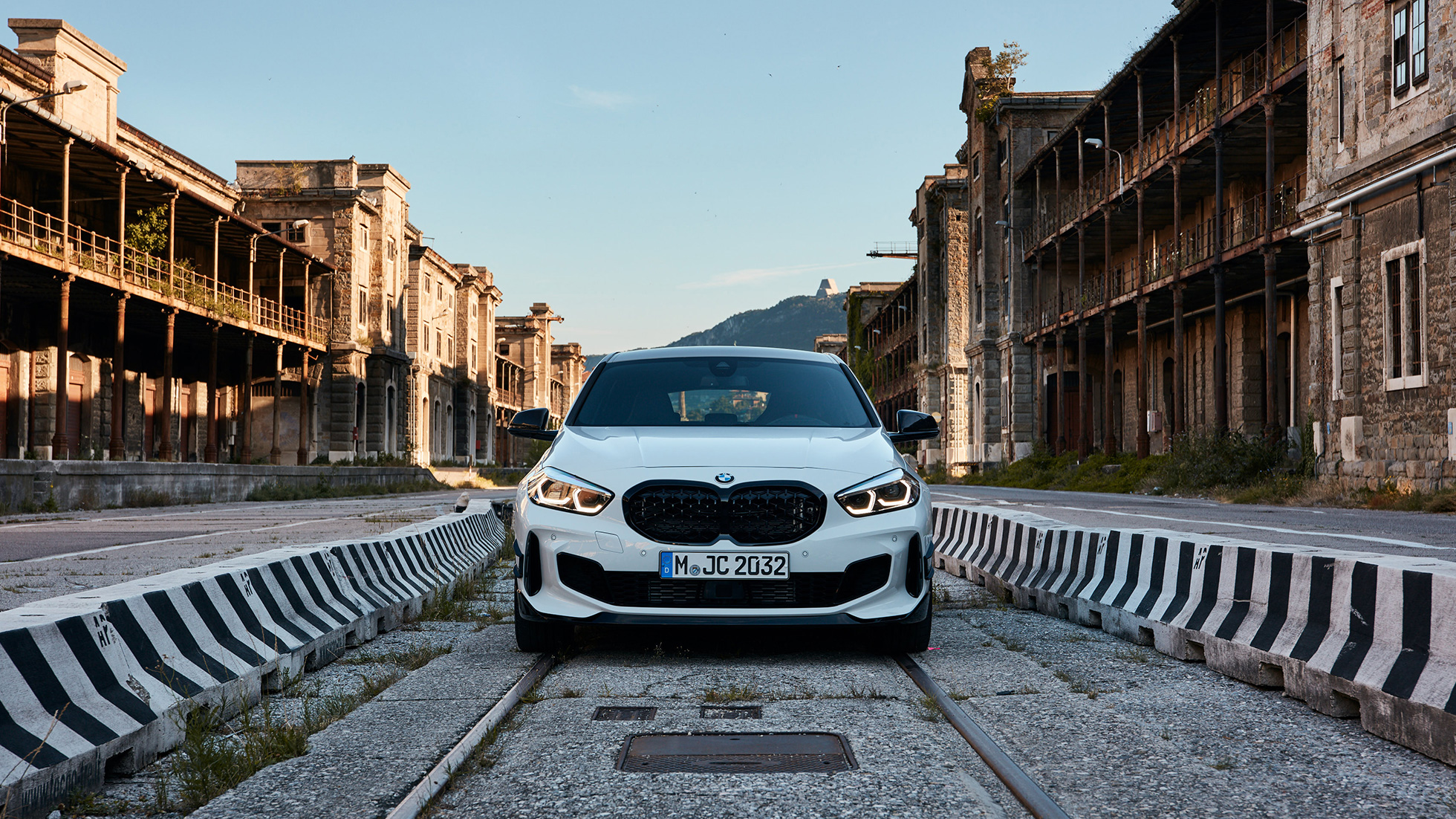 BMW M135i xDrive M Performance dizajn 07 BMW serije 1 BMW M135i xDrive M Performance dizajn 07