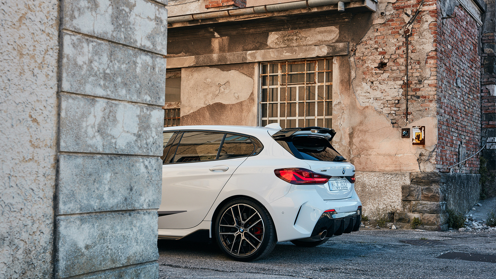 BMW M135i xDrive M Performance dizajn 08 BMW serije 1 BMW M135i xDrive M Performance dizajn 08