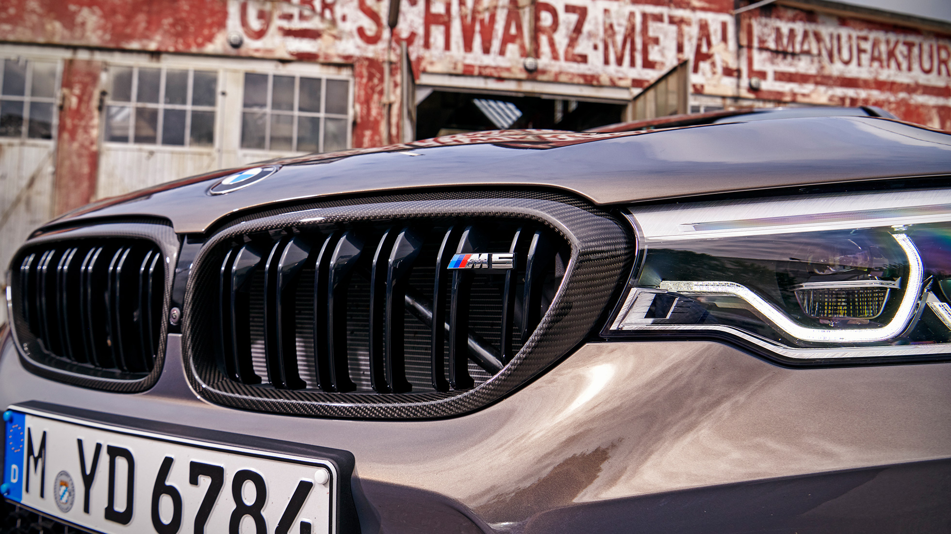 BMW M Performance rešetka bubrega od karbonskih vlakana BMW M Performance dizajn rešetke bubrega od karbonskih vlakana