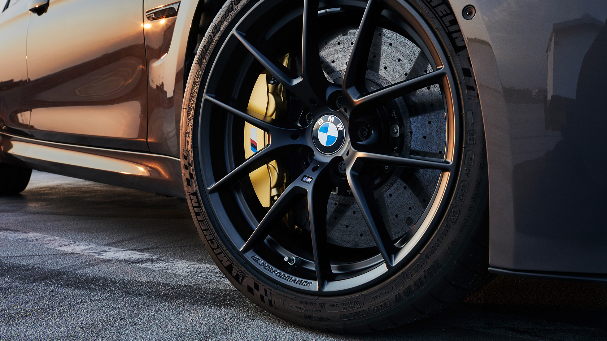 BMW M Performance 20" M Performance lakometalni kotači Y-spoke stila 763 M Jet Black mat BMW M Performance dizajn 20" M Performance lakometalnih kotača Y-spoke stila 763 M Jet Black mat