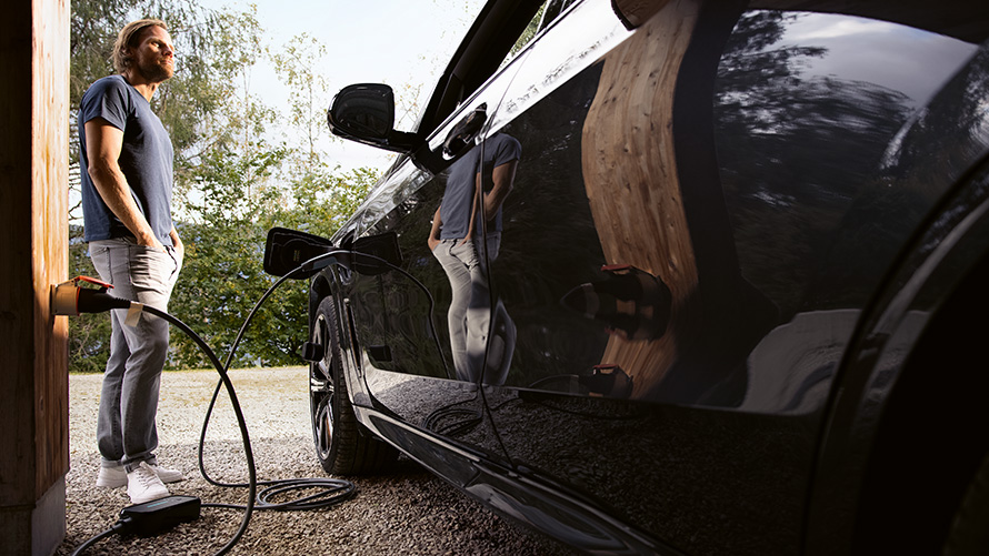 BMW Flexible Fast Charger BMW proizvodi za punjenje BMW Flexible Fast Charger